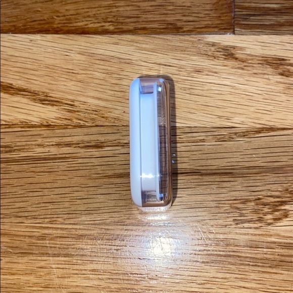 Apple - Headphone Case - White & Clear - Picture 3 of 7